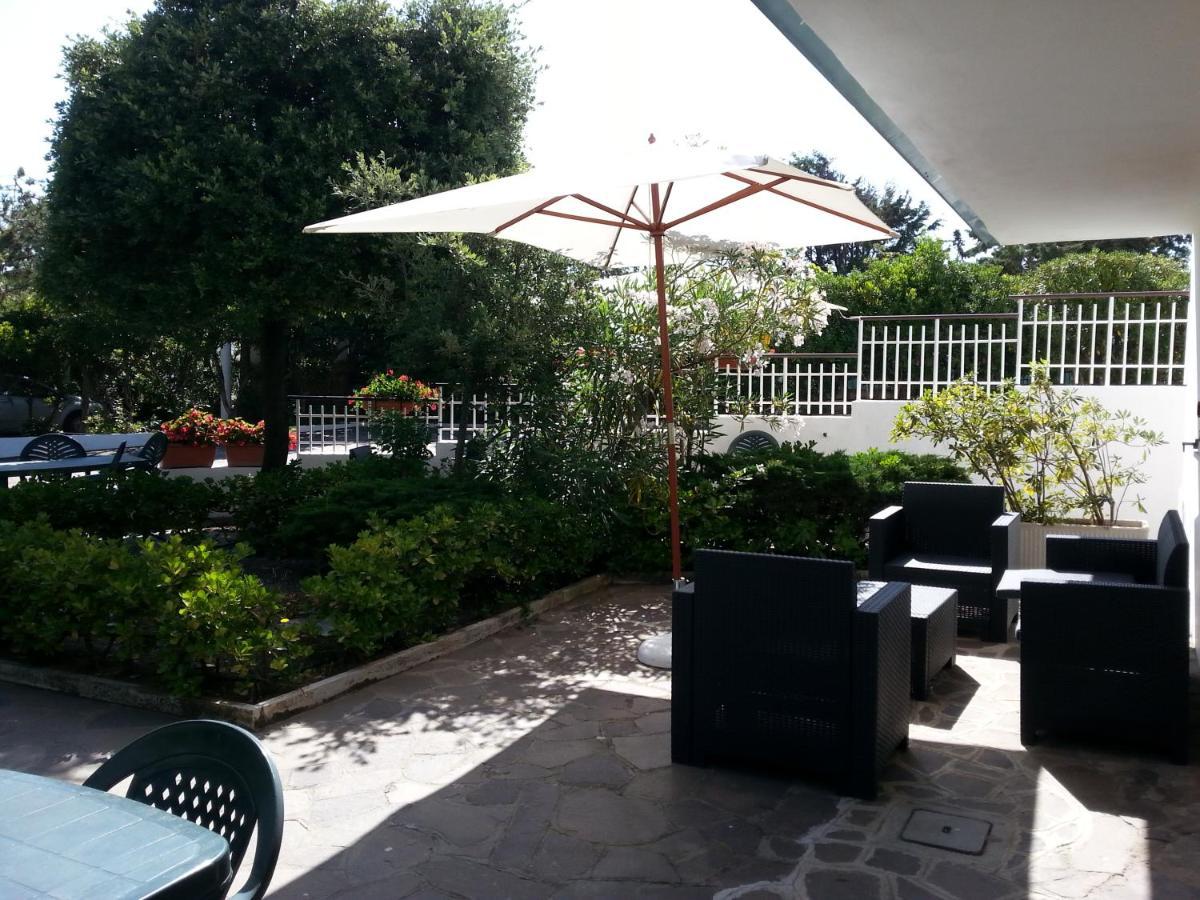 Appartamento In Villa Valentini, Fronte Mare, Giardino E Parcheggio Privato, Wifi, Dotato Di Tutti I Confort, Nel Golfo Di Gaeta ミントゥルノ エクステリア 写真