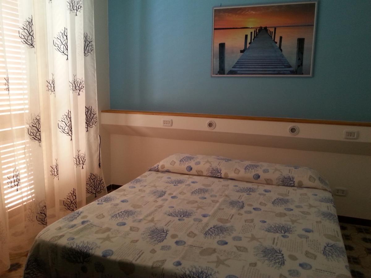 Appartamento In Villa Valentini, Fronte Mare, Giardino E Parcheggio Privato, Wifi, Dotato Di Tutti I Confort, Nel Golfo Di Gaeta ミントゥルノ エクステリア 写真