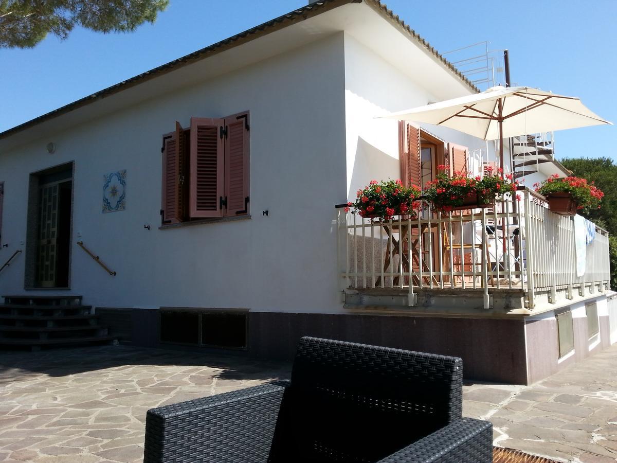 Appartamento In Villa Valentini, Fronte Mare, Giardino E Parcheggio Privato, Wifi, Dotato Di Tutti I Confort, Nel Golfo Di Gaeta ミントゥルノ エクステリア 写真