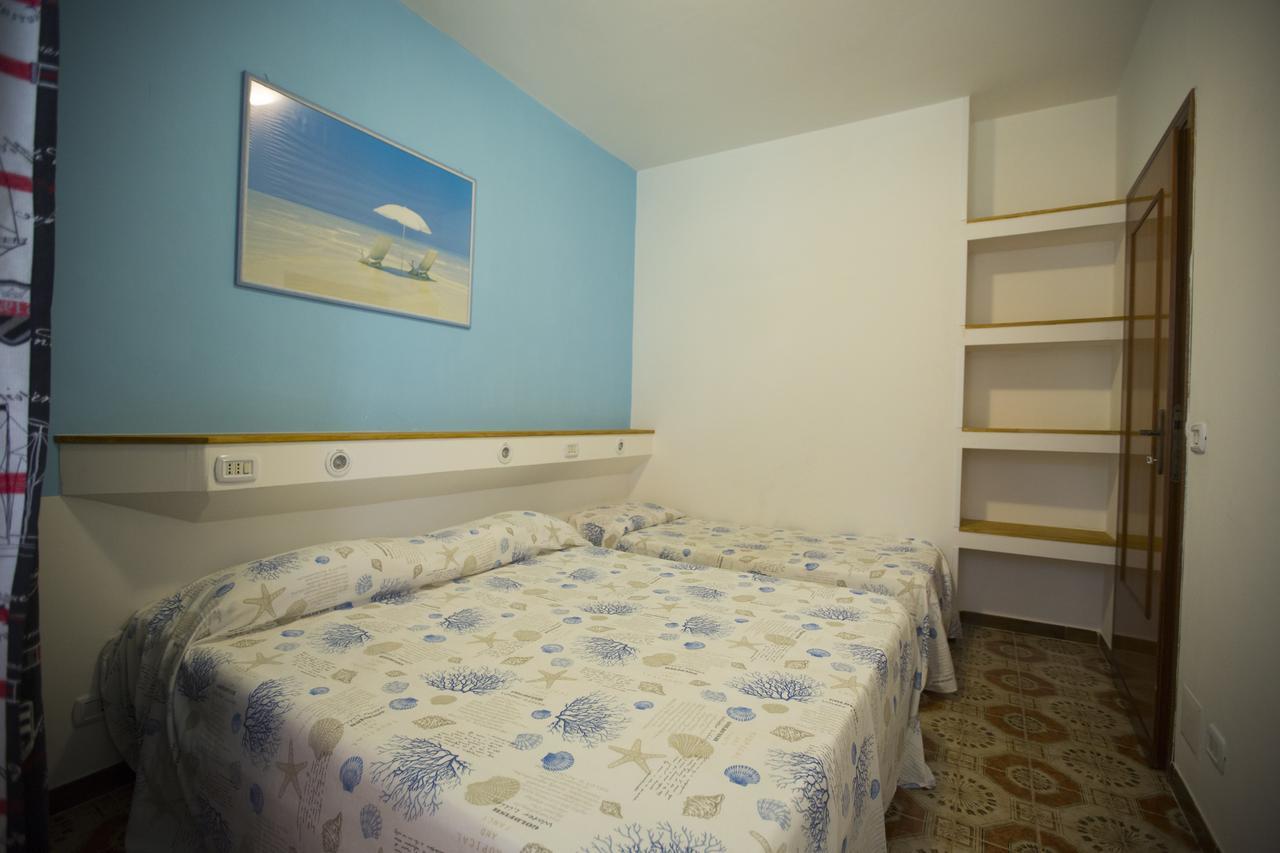 Appartamento In Villa Valentini, Fronte Mare, Giardino E Parcheggio Privato, Wifi, Dotato Di Tutti I Confort, Nel Golfo Di Gaeta ミントゥルノ エクステリア 写真