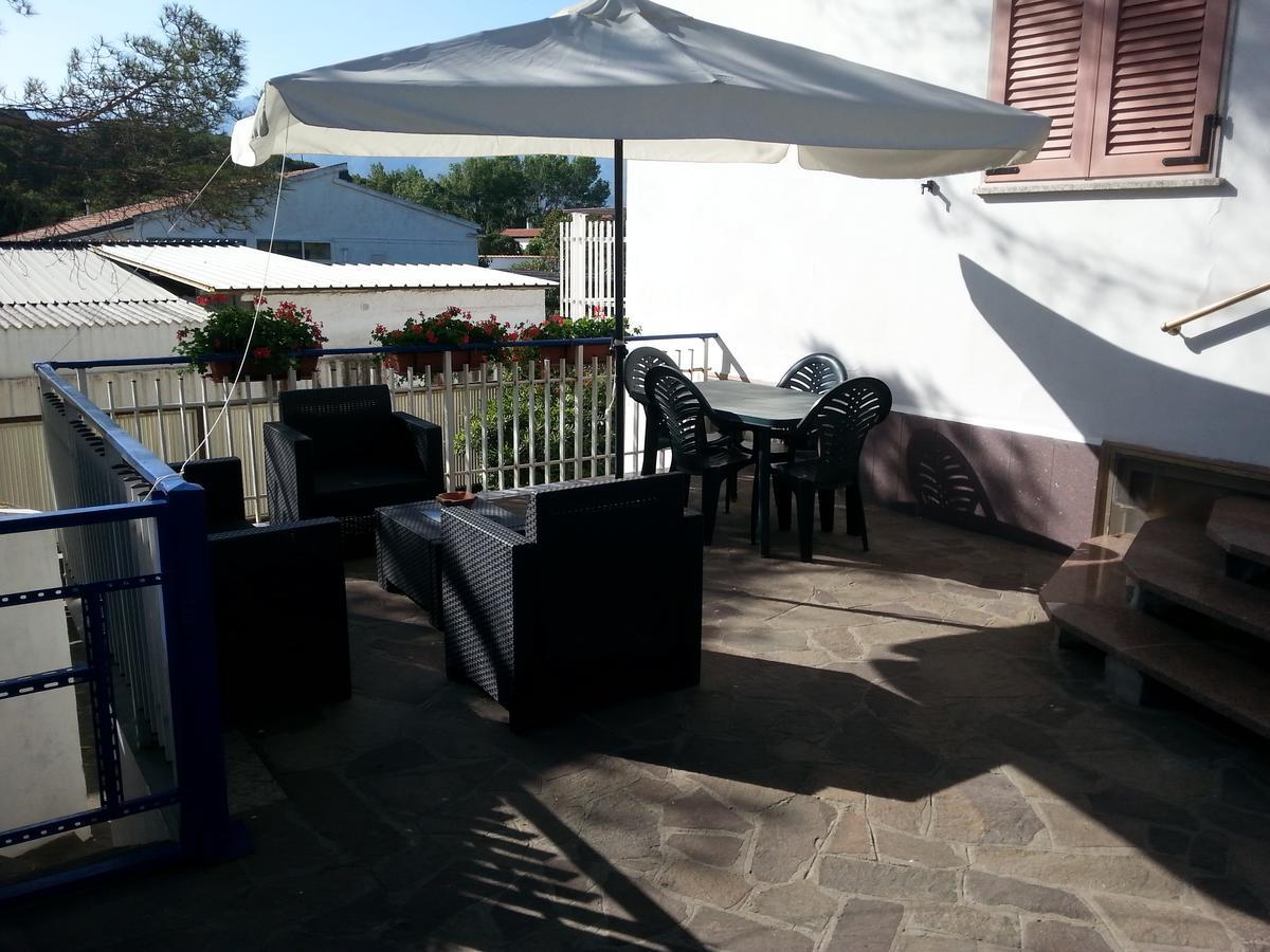 Appartamento In Villa Valentini, Fronte Mare, Giardino E Parcheggio Privato, Wifi, Dotato Di Tutti I Confort, Nel Golfo Di Gaeta ミントゥルノ エクステリア 写真